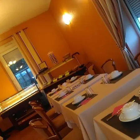 Hotell Du Parc 3*