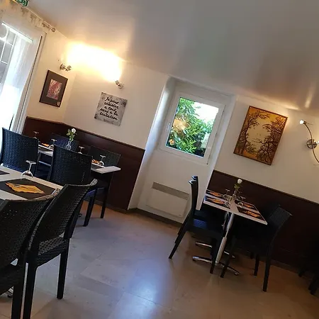 دو بارك 3* Salies-du-Salat